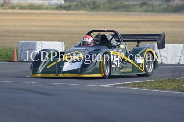 Radical SR4 driven by Clive Wooster (Speedscene Magazine)