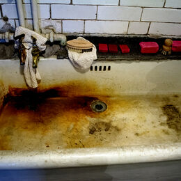 Kitchen sink