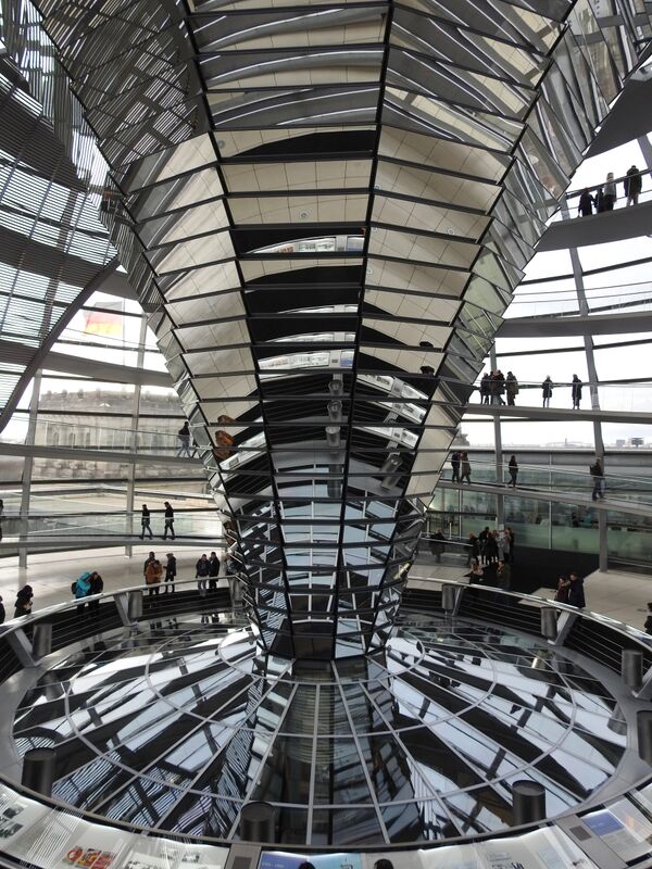 3rd. Reichstag building. Janet Long. Judge: Peter Walton.