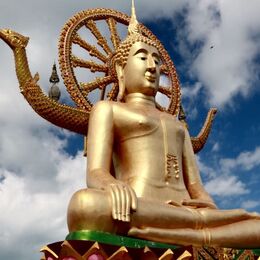 Statue 2