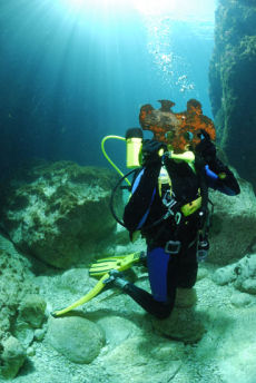 Looking through wreckage of HMS Regulus