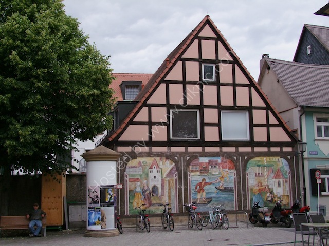 Murals on Bamburg House