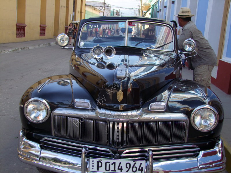 Ford Mercury Eight, Trinidad