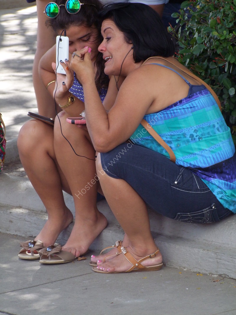 Cuban Ladies Sharing Music, Cienfuegos