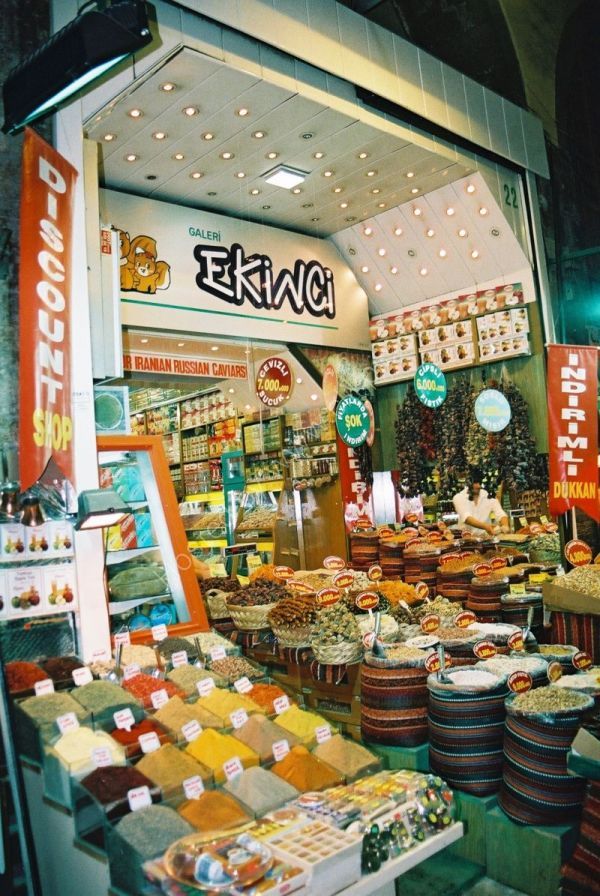 Spice Shop, Covered Bazaar, Istanbul, Turkey