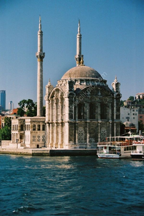 Ortakoy Mosque, Bosphorus, Istanbul, Turkey