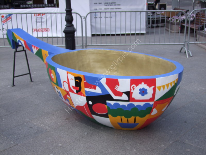 Typical Russian Spoon display at Moscow Festival