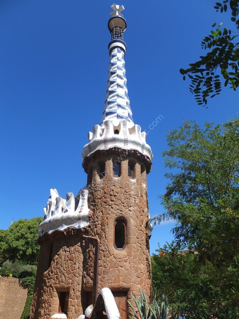 Gaudi Feature House, Parc Guell