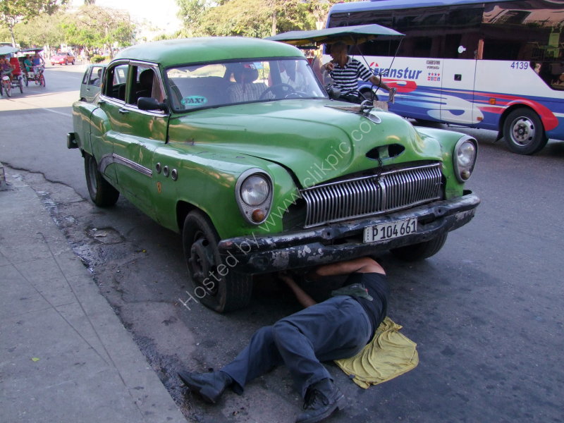 On the road repairs!, Havana