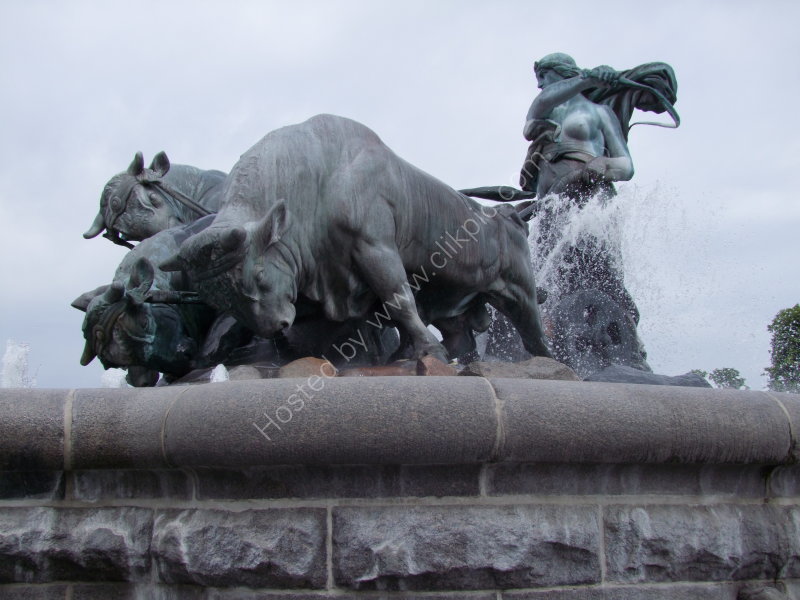 Fountain next to St Albans Church