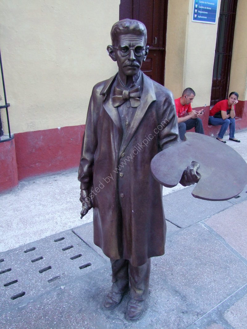 Bronze of an Artist, Santa Clara