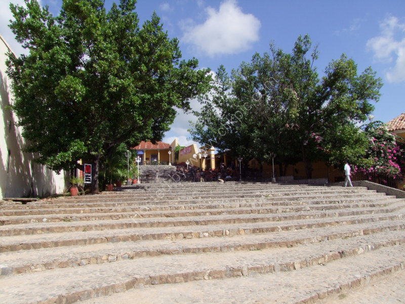 Steps, Tinidad