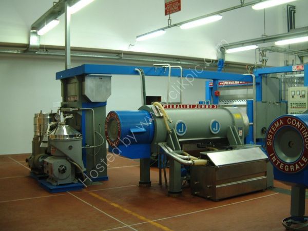 Modern Olive Press, Tuscany