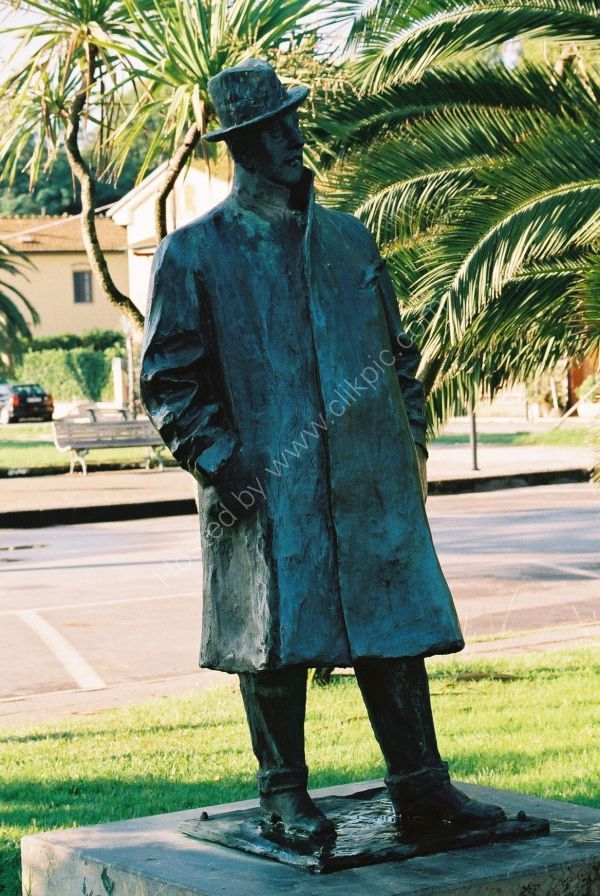Bronze Statue of Giacomo Puccini at Lake Massaciuccoli, Tuscany