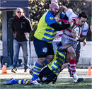 Get off me !