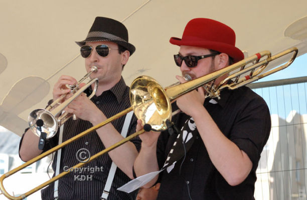 Mainly Madness at Skabour 2012