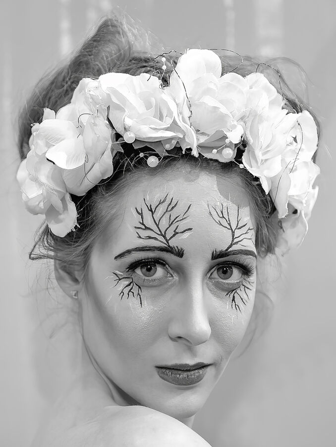 Group A - Highly Commended - Flower Girl - Alan Freestone