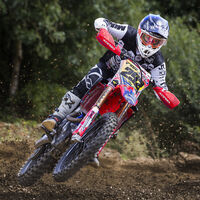 Mid Air Corner - Martin Janes