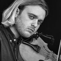 Tom Moore - Robb Doyle
