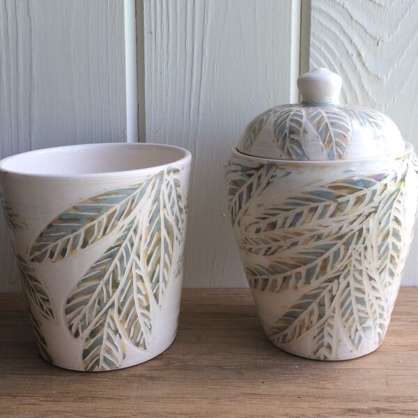 Willow Pattern Beaker and Jar - Sold