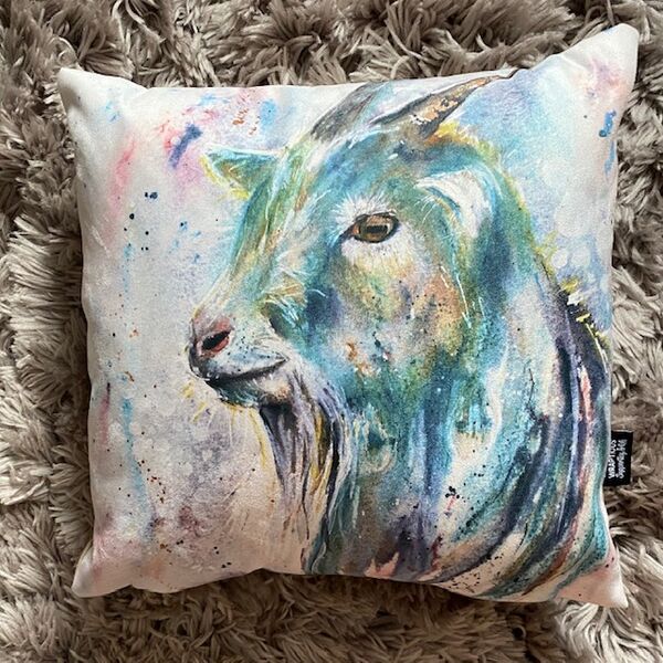 Dreamy Goat 45cm cushion