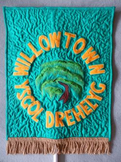 Banner Willowtown School