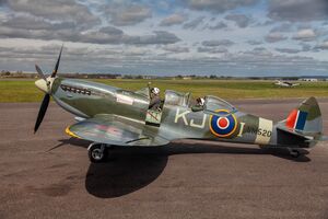 G-ILDA SM520 SOLENT AIRPORT