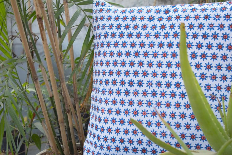 1421190-Organic Cotton Block Printed Cushion Cover