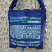 2511677-Hand Woven Shoulder Bag