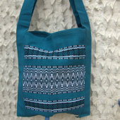 2511680-Hand Woven Shoulder Bag