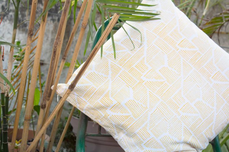 6921191-Organic Cotton Block Printed Cushion Cover