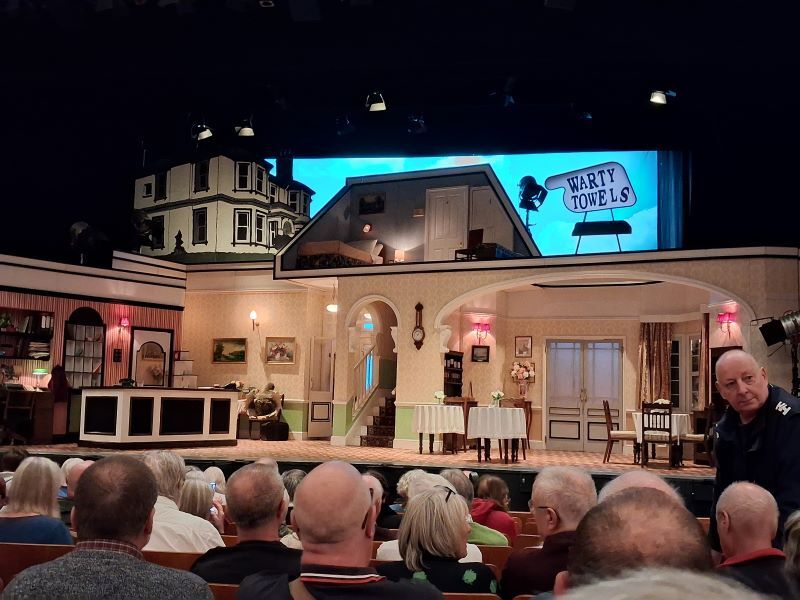 The stage after the interval - spot the difference!