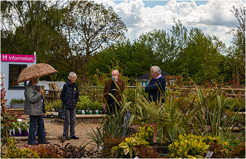Although the weather was not as good as we had hoped, the Gardens still looked excellent
