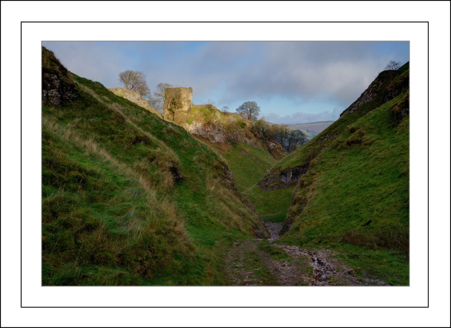 Peveril Castle from Cave Dale
