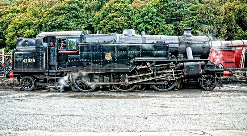 Locomotive 42085