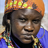 MONNIFFA AFRICAN LADY