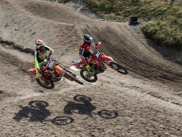 Shadow Riders