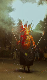 Fire dragons in Thuir