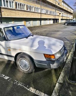 Self Portrait on an old Saab, Bethnal Green 2020