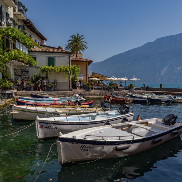 Limone Boats