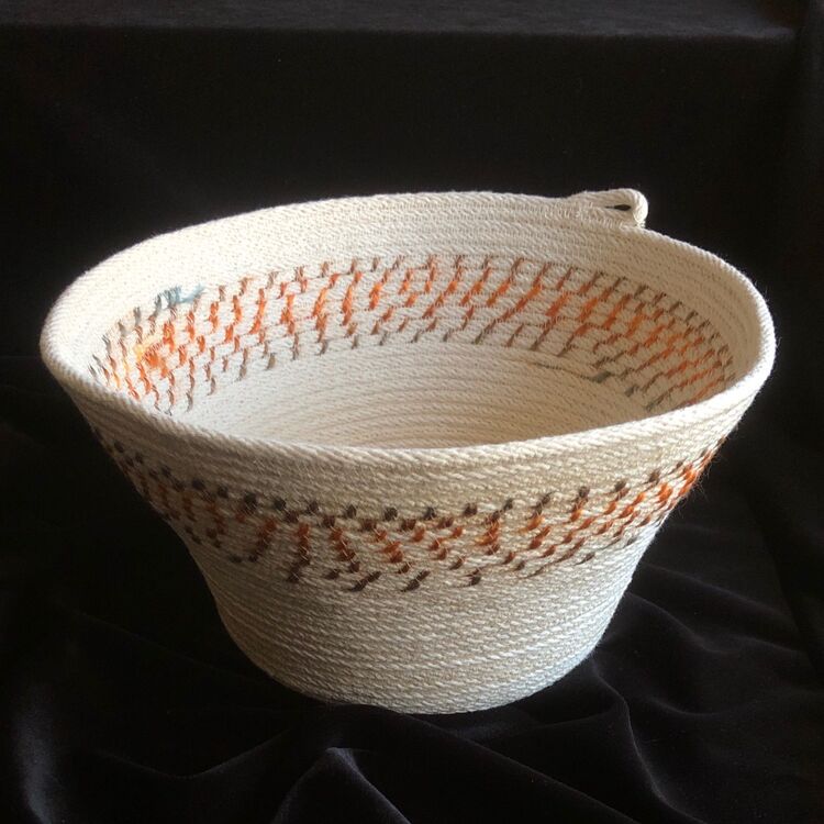 19-614 SamBasketOffwhite-yarn