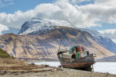 Ben Nevis and the wreck of MV Dayspring