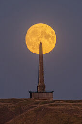 Moonrise, Lansdowne Monument