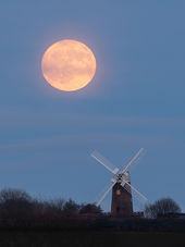 Moonrise, Wilton Windmill