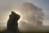 Misty sunrise, Avebury