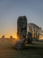 Christmas sunrise, Avebury