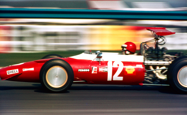 Ernesto Brambilla F2 Ferrari at speed, Thruxton 1969