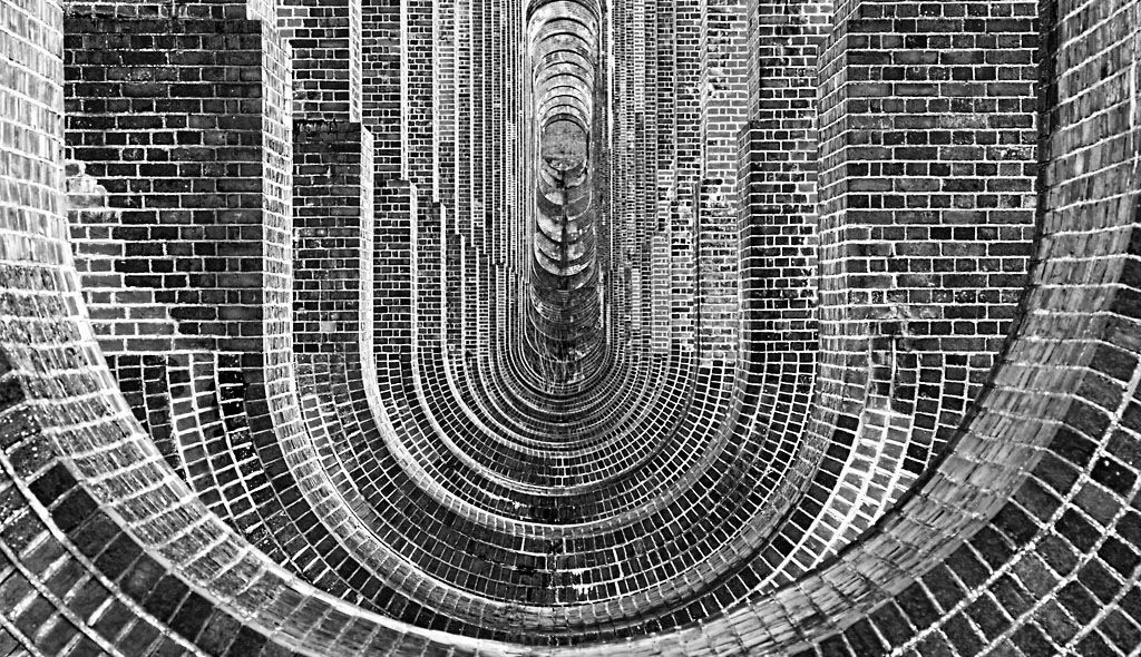 Ouse Valley Viaduct Mono