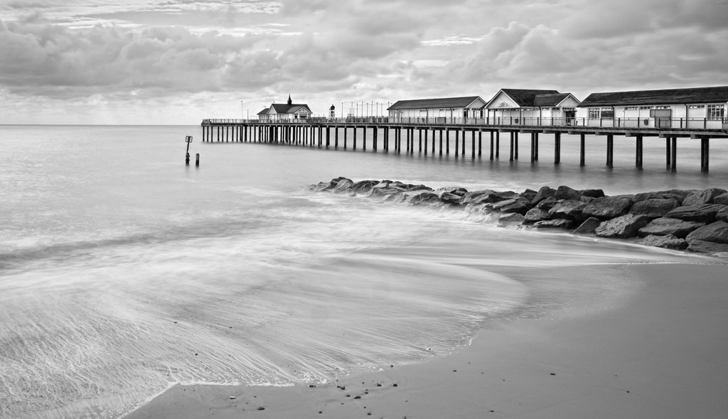 Southwold Pier Mono