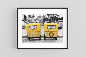 "Taxi!" Giclee Print